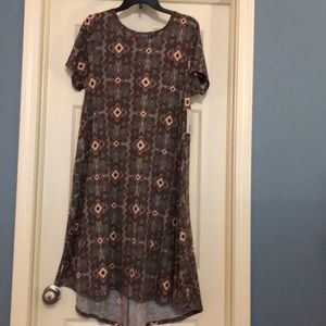 LuLaRoe Medium Carly NWT